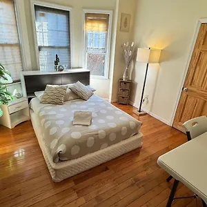 serena-room.us-newyorkcity.com/