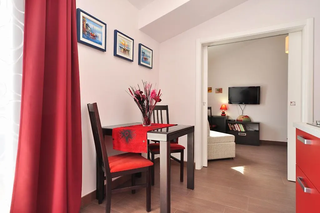 Apartments Zizic Kaštela Croácia
